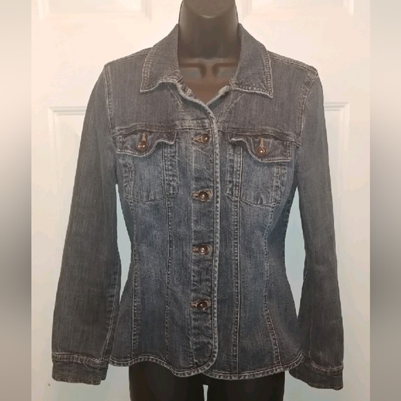 Contrast denim jacket - Picture 2 of 7